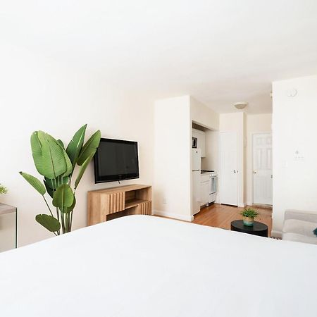 Апартаменти 338-3B Union Square Newly Reno Sleeps 3 Нью-Йорк Екстер'єр фото